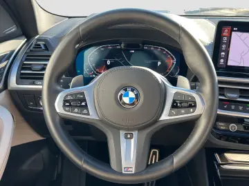 BMW X3 xDrive30i    M-Sport ACC Laser PanoSD SpurAss