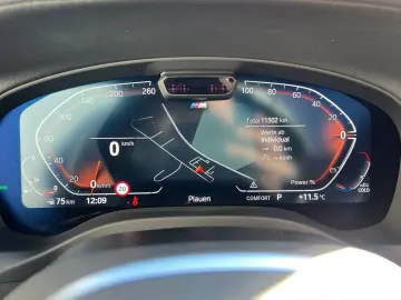 BMW X3 xDrive30i    M-Sport ACC Laser PanoSD SpurAss