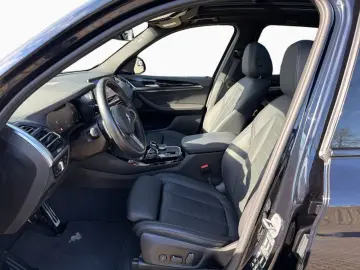 BMW X3 xDrive30i M-Paket Laser Standhzg. Head-Up ACC