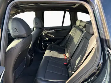 BMW X3 xDrive30i M-Paket Laser Standhzg. Head-Up ACC