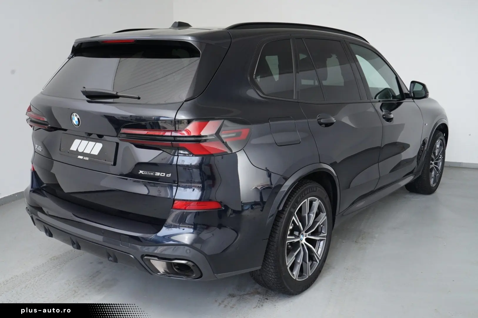 BMW X5 xDrive 30d (M-Sport Pro LED AHK H K STHZ )