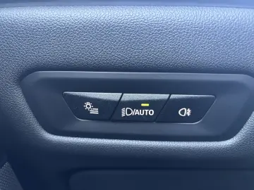 BMW X5 xDrive30d    M Sport Luft LED LC Prof AHK HUD