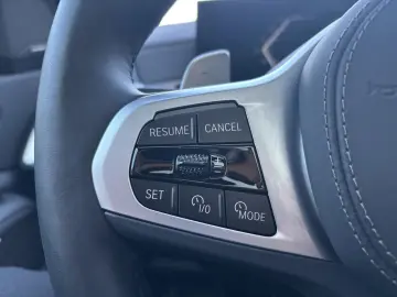 BMW X5 xDrive30d    M Sport Luft LED LC Prof AHK HUD