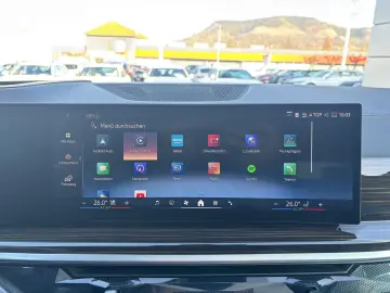 BMW X5 xDrive30d    M Sport Luft LED LC Prof AHK HUD