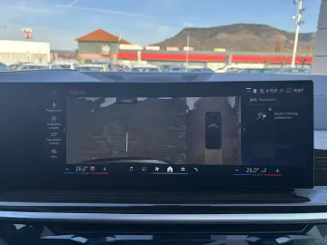 BMW X5 xDrive30d    M Sport Luft LED LC Prof AHK HUD