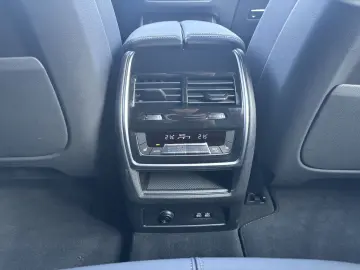 BMW X5 xDrive30d    M Sport Luft LED LC Prof AHK HUD