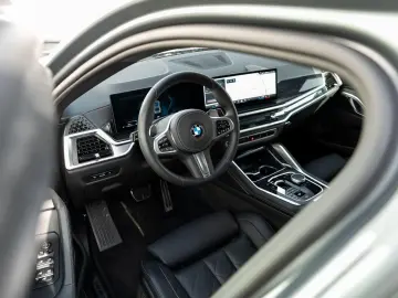 BMW X6 xDrive30d M-SportPRO 22 PANO AdLED KoZg Iconi