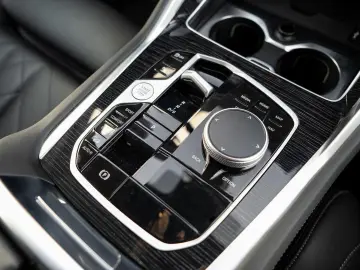 BMW X6 xDrive30d M-SportPRO 22 PANO AdLED KoZg Iconi