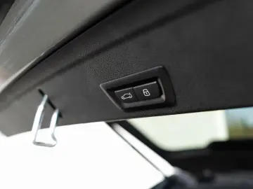 BMW X6 xDrive30d M-SportPRO 22 PANO AdLED KoZg Iconi