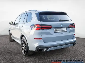 BMW X5 xDrive 30d M-Sport Pro 22 ZOLL AHK PANO HK