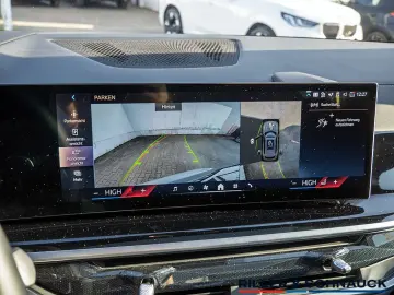 BMW X5 xDrive 30d M-Sport Pro 22 ZOLL AHK PANO HK