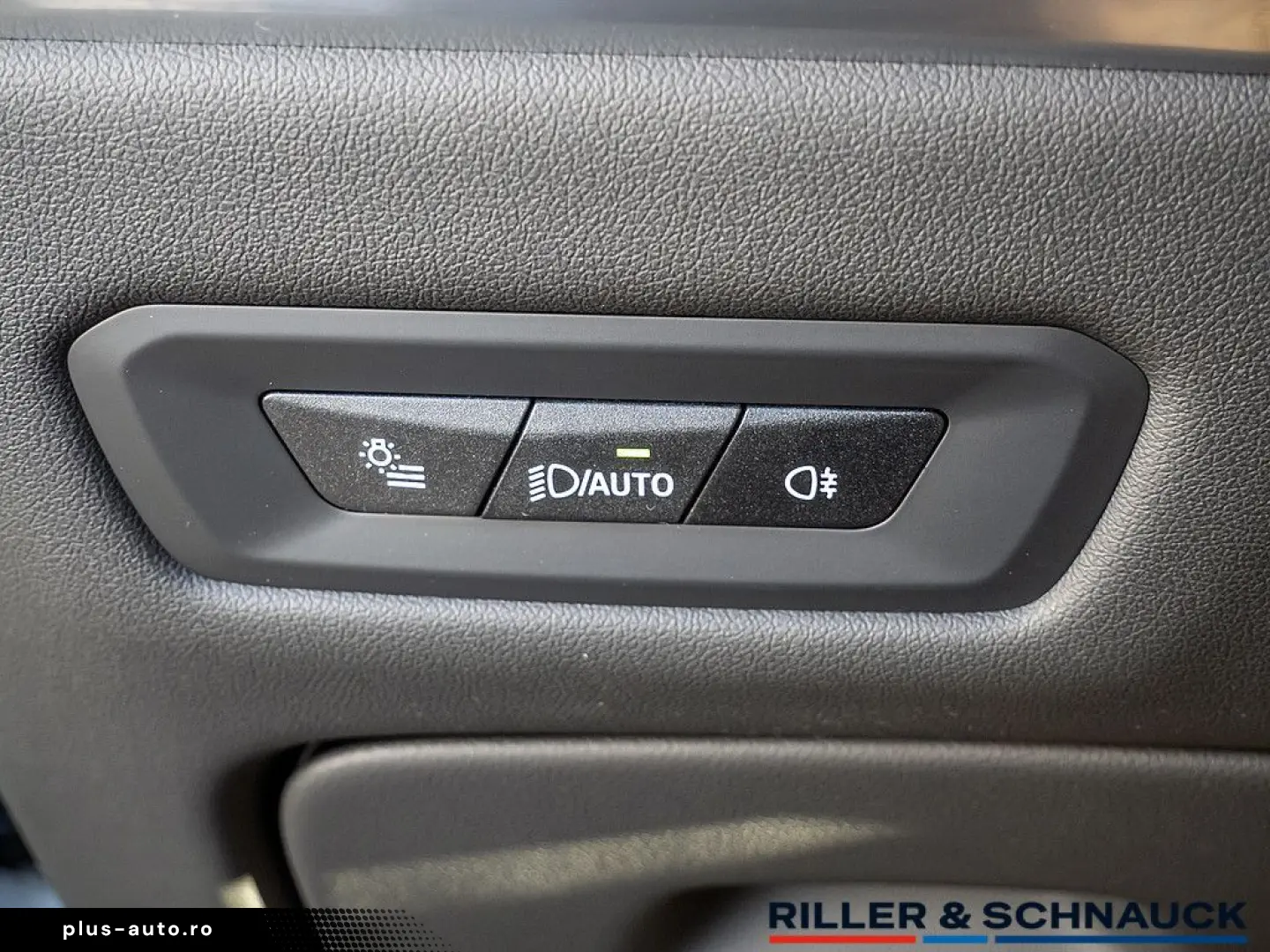 BMW X5 xDrive 30d M-Sport Pro 22 ZOLL AHK PANO HK