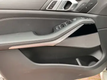 BMW X5 xDrive 30d M Sport UPE 115.000€ SkyLounge