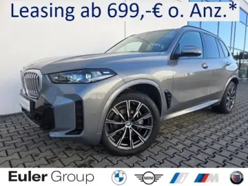 BMW X5 xDrive30d M Sport AHK Pano IconGl KomfSi belü