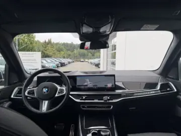 BMW X5 xDrive 30dA M-Sport AHK PANO H K DrivAssProf