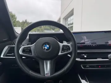 BMW X5 xDrive 30dA M-Sport AHK PANO H K DrivAssProf