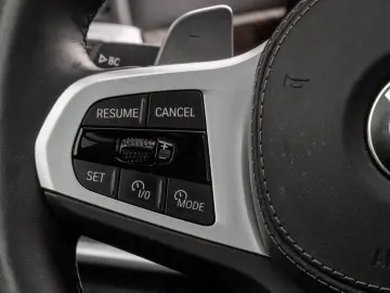 BMW X5 30d M SPORT.LUFTF.SOFTC.4ZONEN.360.AHK.2STÜCK