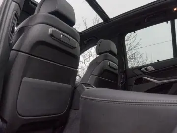 BMW X5 30d M SPORT.LUFTF.SOFTC.4ZONEN.360.AHK.2STÜCK