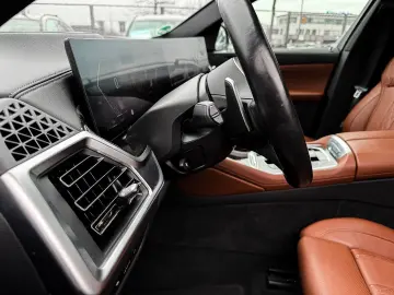 BMW X6 xDrive40i M Sport PANO ACC AHK RFK NAVI H&K