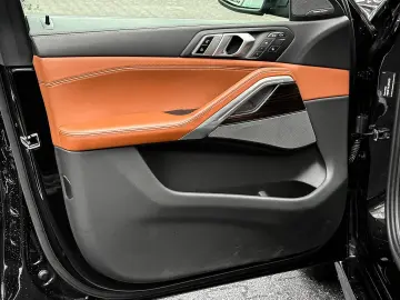 BMW X6 xDrive40i M Sport PANO ACC AHK RFK NAVI H&K