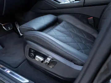 BMW X6 xDrive30d M-SportPRO 22 PANO AdLED KoZg Iconi