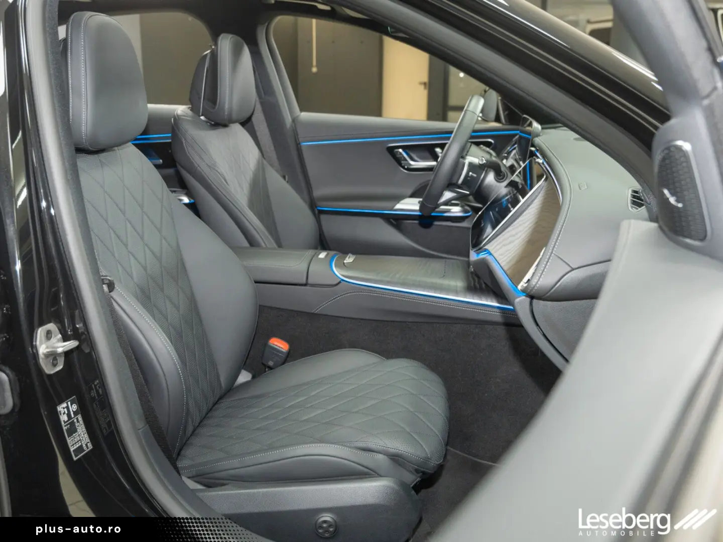 MERCEDES-BENZ E 220 d AMG Adv  Night Pano DigLight B&hellip;