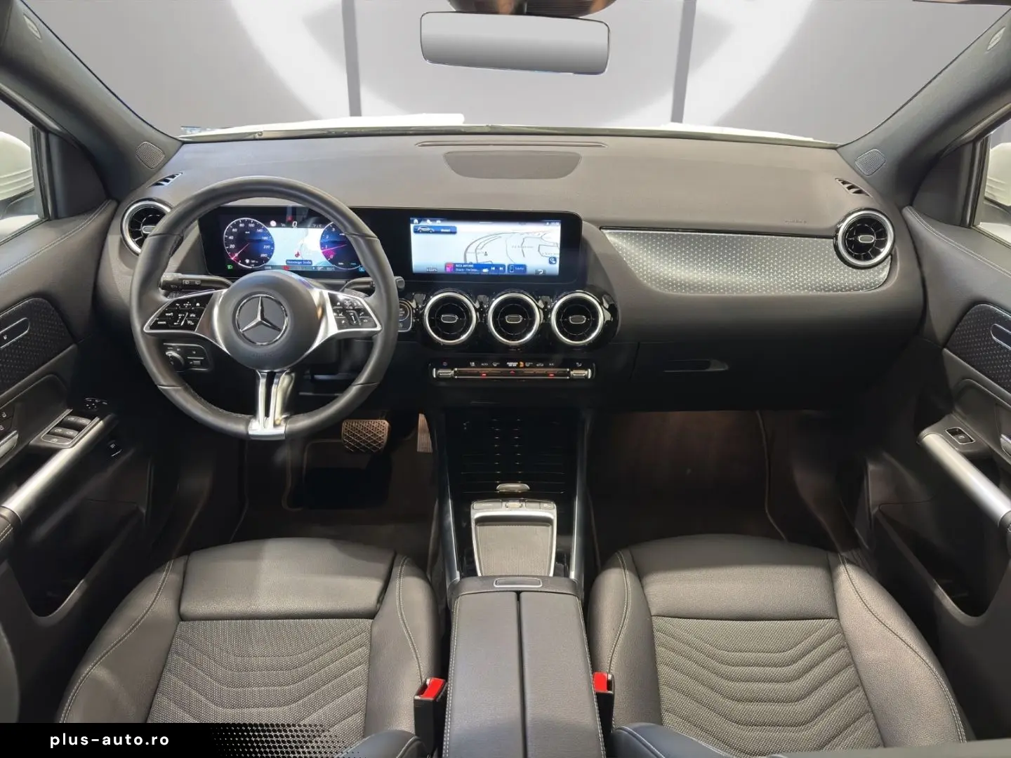 MERCEDES-BENZ GLA 180 PROGRESSIVE LINE