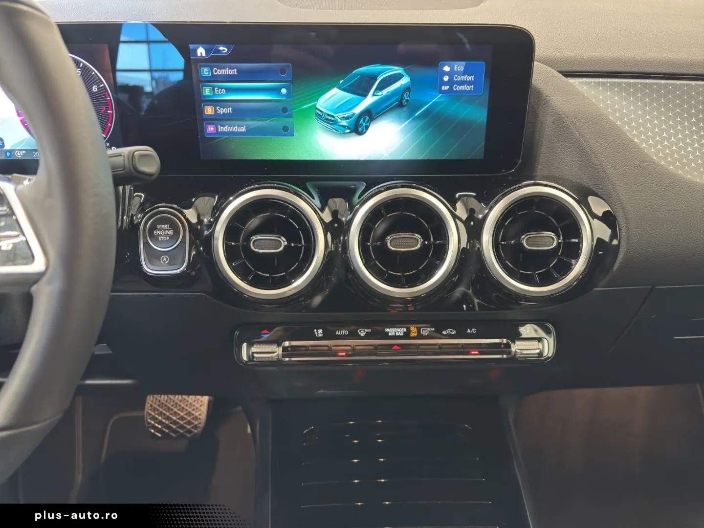 MERCEDES-BENZ GLA 180 PROGRESSIVE LINE