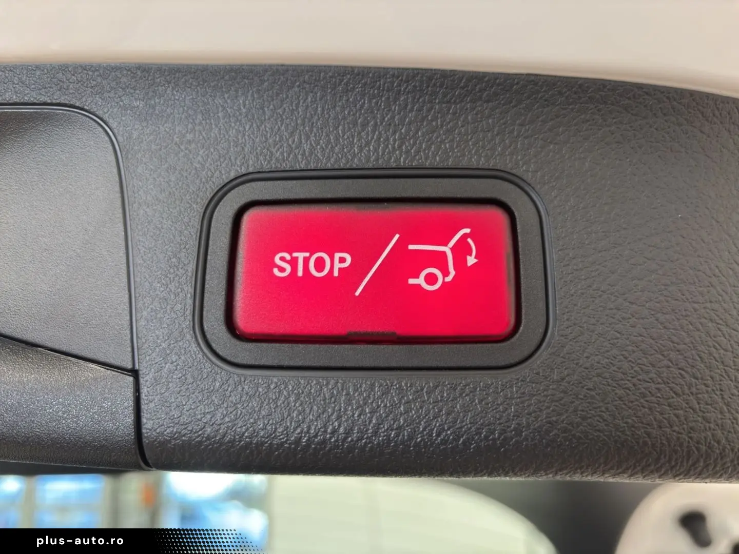 MERCEDES-BENZ GLA 180 PROGRESSIVE LINE