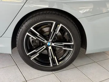 BMW 320 d M Sport M-PAKET LED SHADOW-LINE AMBIENTE