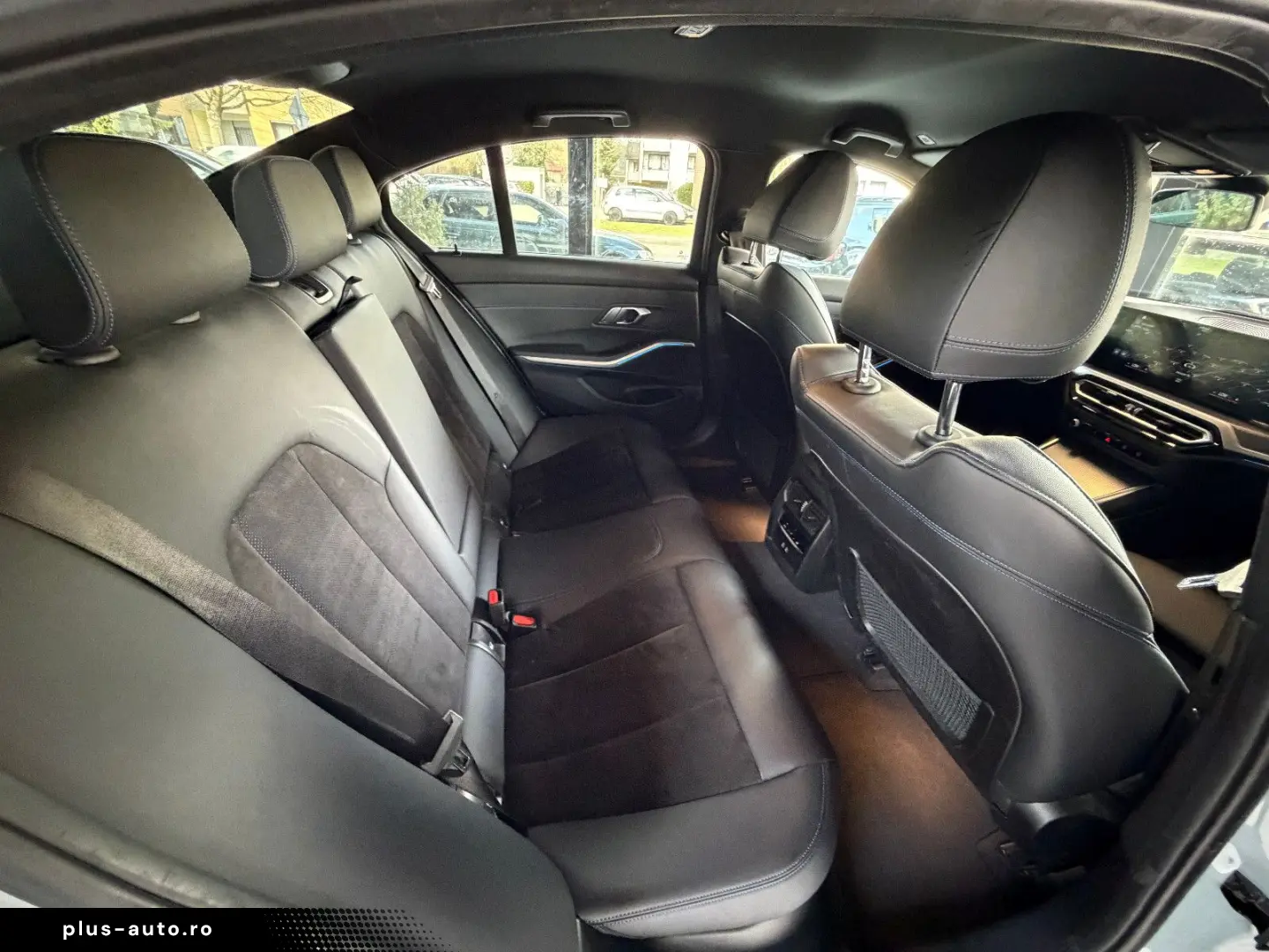 BMW 320 d M Sport M-PAKET LED SHADOW-LINE AMBIENTE