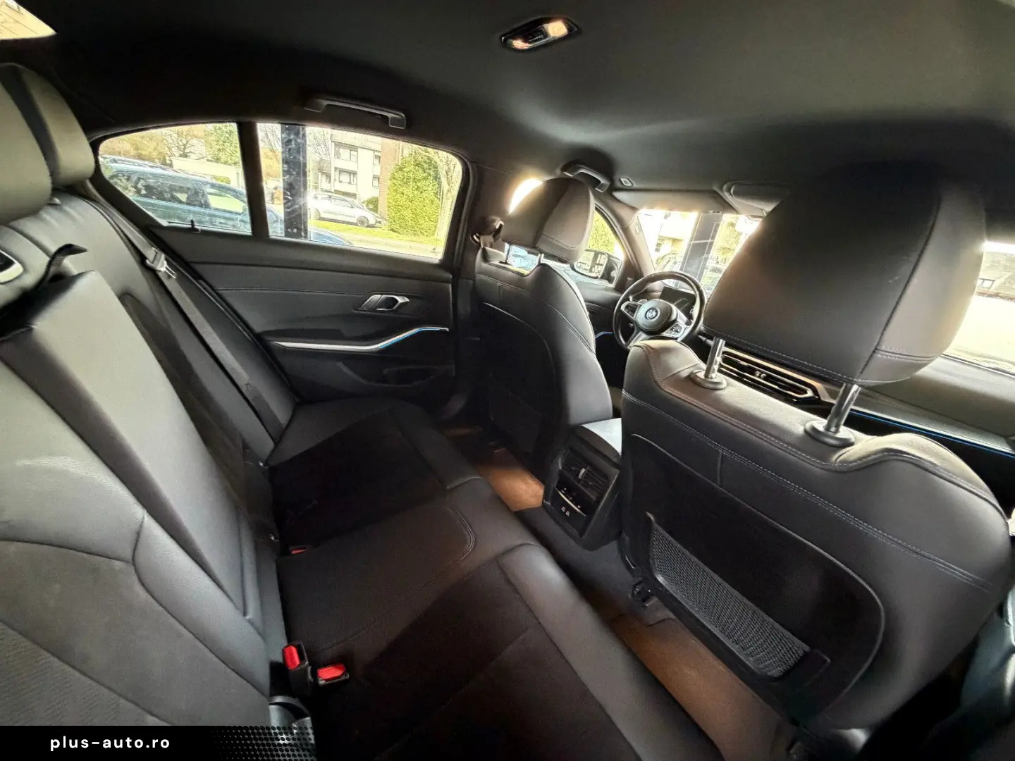 BMW 320 d M Sport M-PAKET LED SHADOW-LINE AMBIENTE