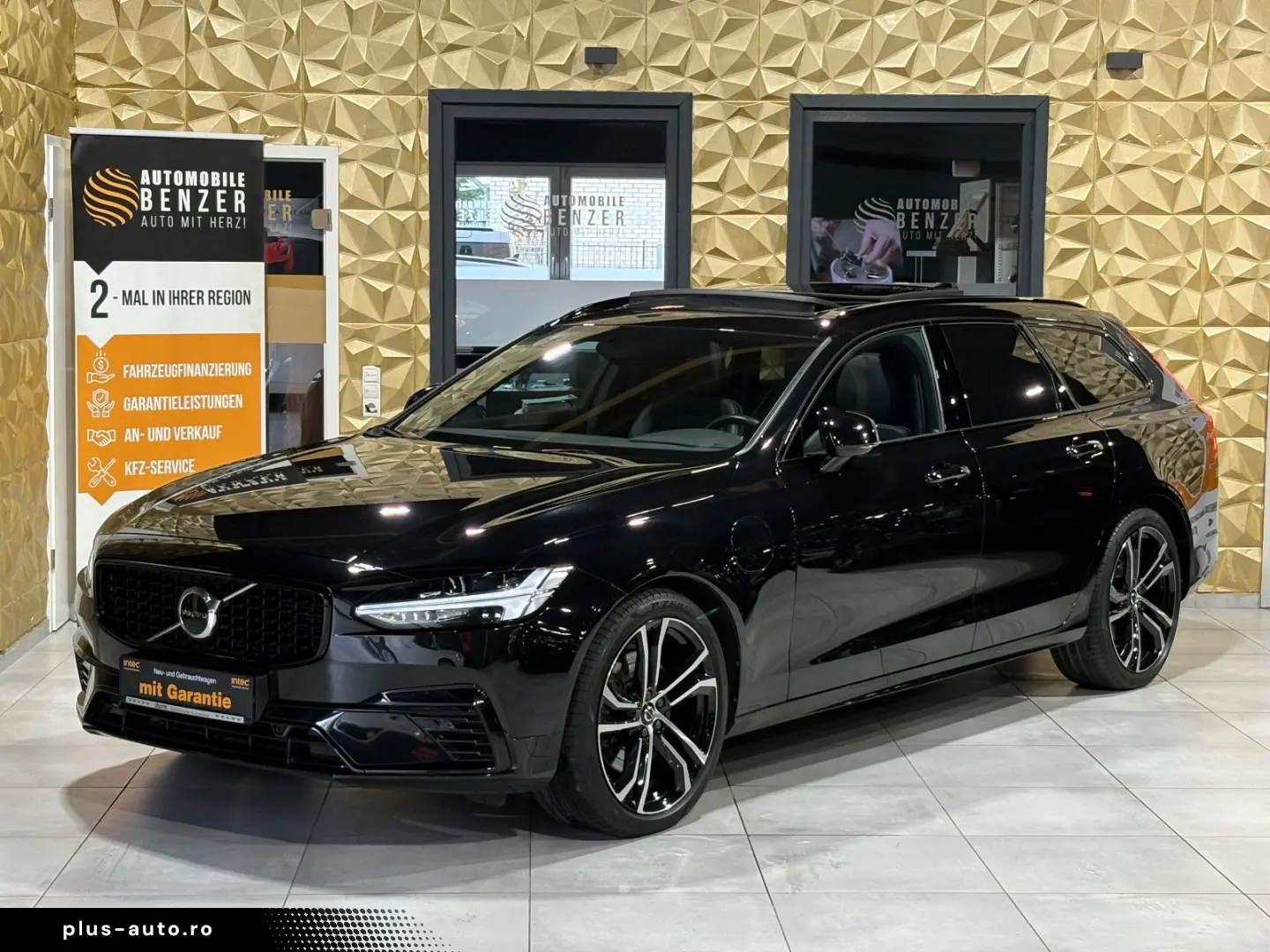 VOLVO V90 Kombi R Design Recharge Plug-In Hybrid AWD