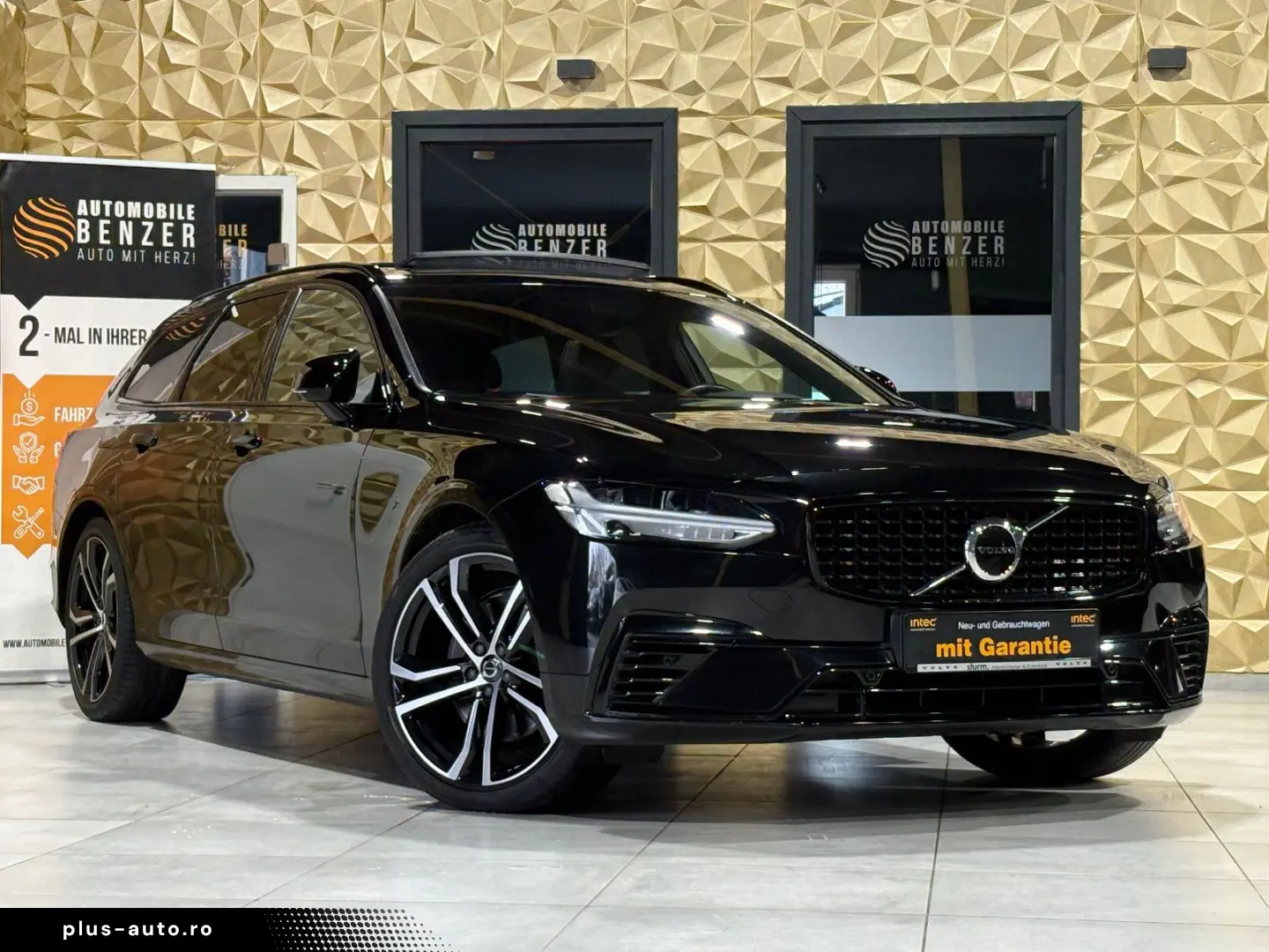 VOLVO V90 Kombi R Design Recharge Plug-In Hybrid AWD