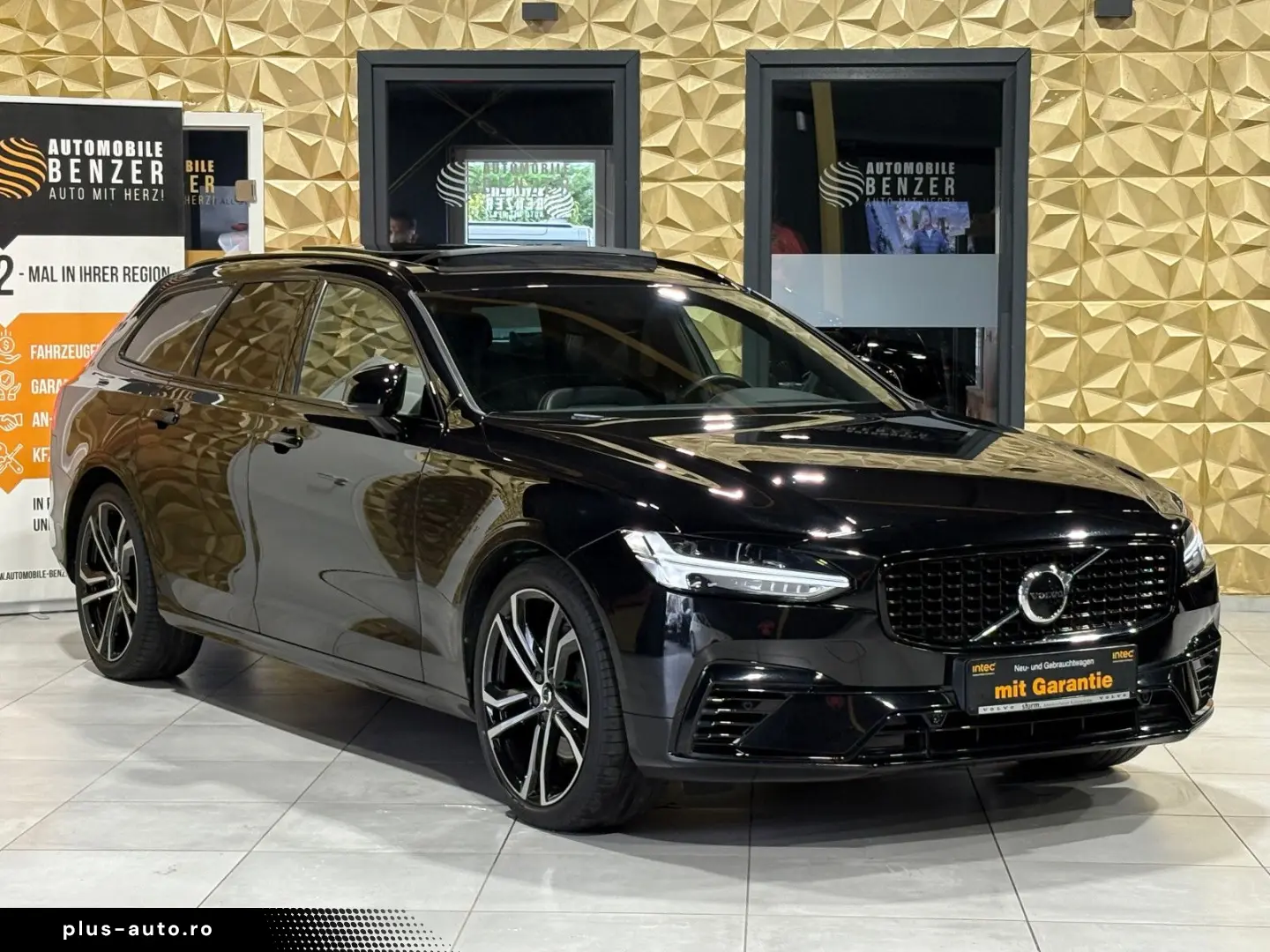 VOLVO V90 Kombi R Design Recharge Plug-In Hybrid AWD