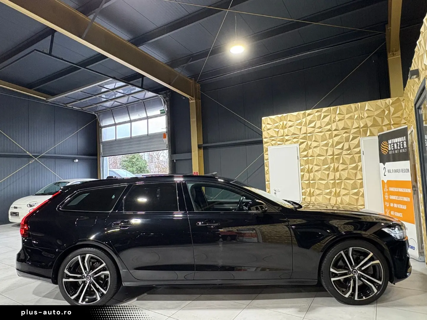 VOLVO V90 Kombi R Design Recharge Plug-In Hybrid AWD