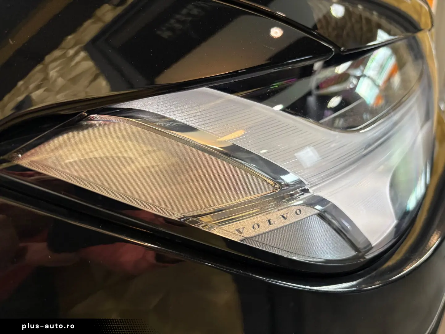 VOLVO V90 Kombi R Design Recharge Plug-In Hybrid AWD