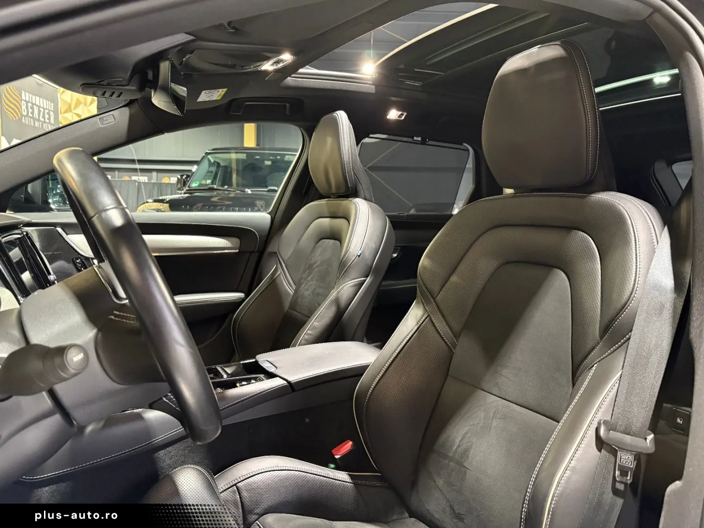 VOLVO V90 Kombi R Design Recharge Plug-In Hybrid AWD