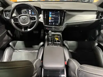 VOLVO V90 Kombi R Design Recharge Plug-In Hybrid AWD