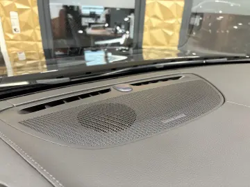 VOLVO V90 Kombi R Design Recharge Plug-In Hybrid AWD