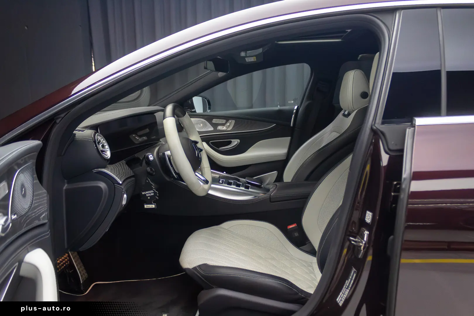 Mercedes Benz GT 53 AMG