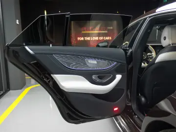 Mercedes Benz GT 53 AMG