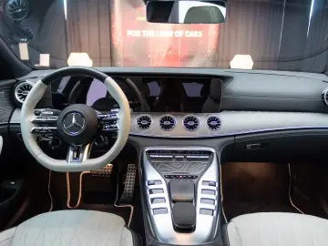 Mercedes Benz GT 53 AMG