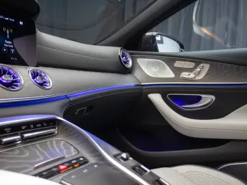 Mercedes Benz GT 53 AMG