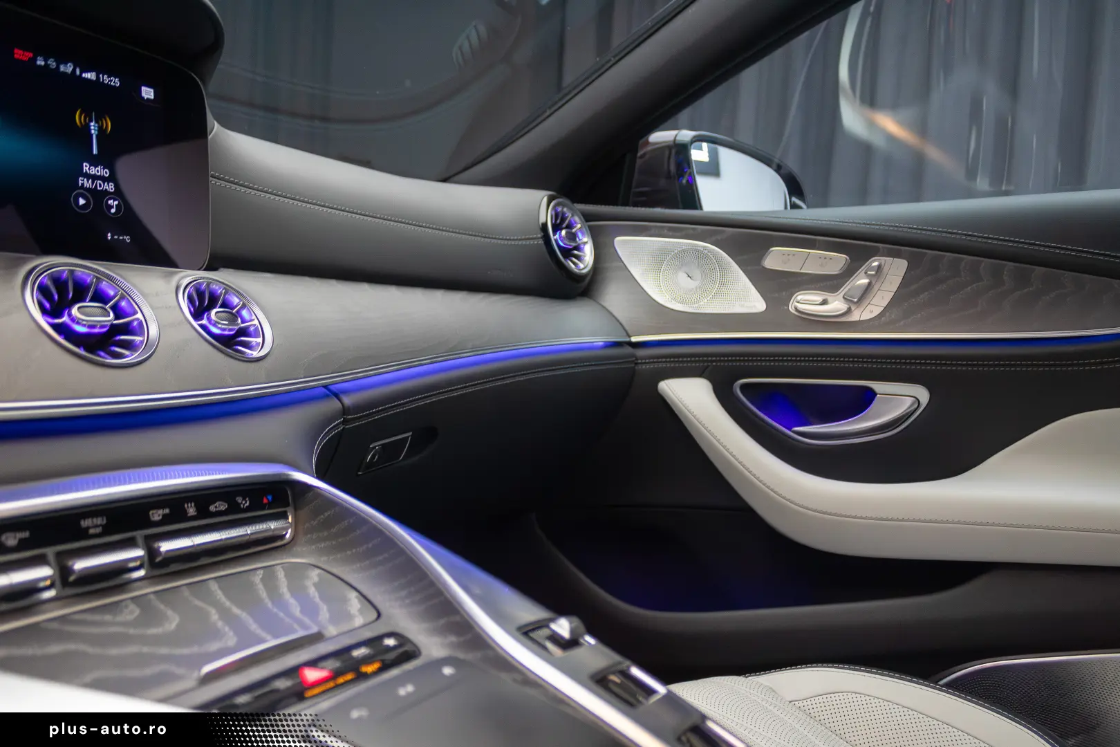 Mercedes Benz GT 53 AMG