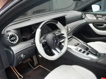 Mercedes Benz GT 53 AMG