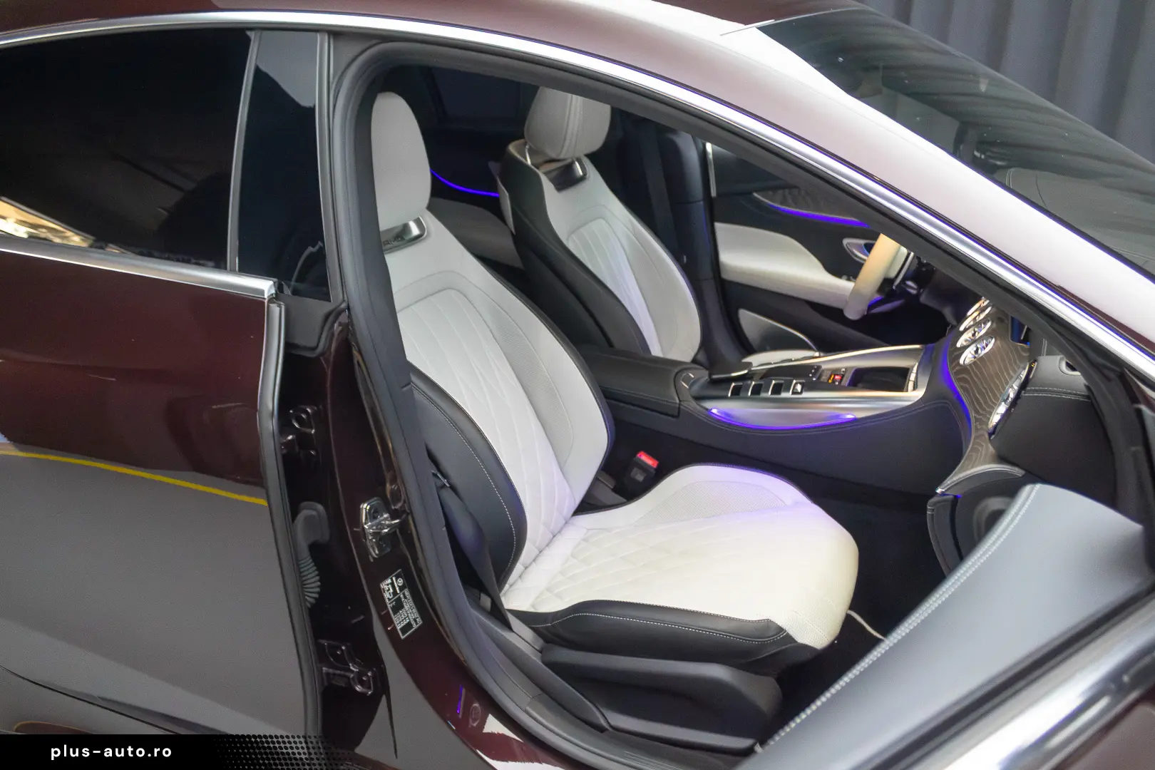 Mercedes Benz GT 53 AMG