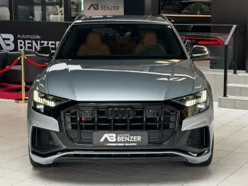 AUDI SQ8 4.0 TFSI quattro EXCLUSIVE ALCANTARA BLACK
