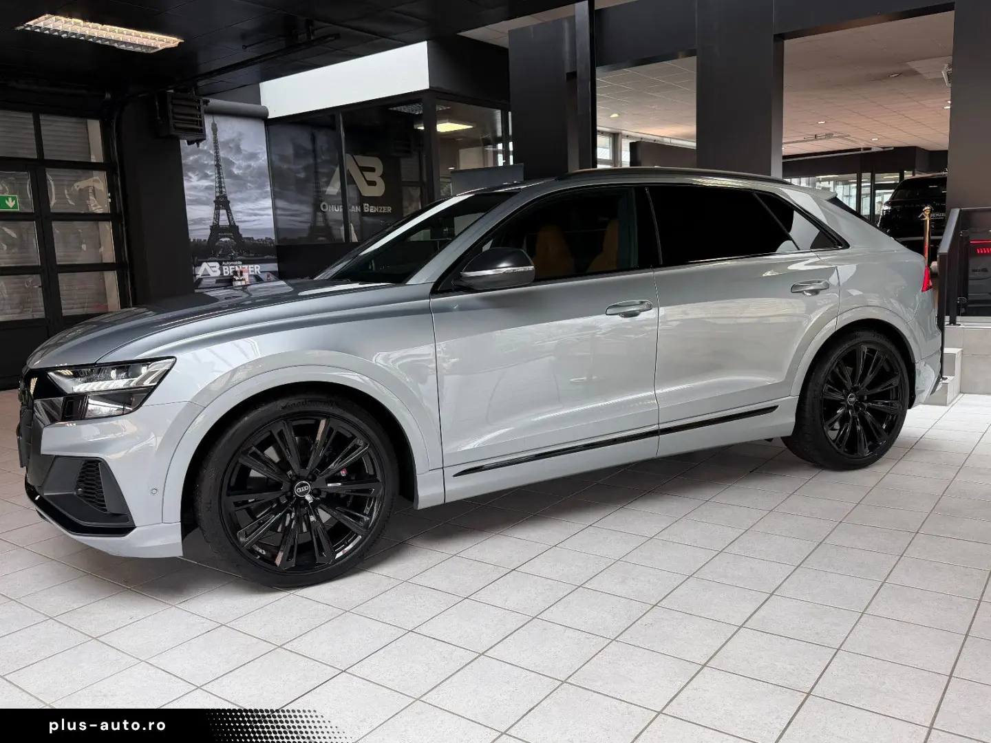 AUDI SQ8 4.0 TFSI quattro EXCLUSIVE ALCANTARA BLACK