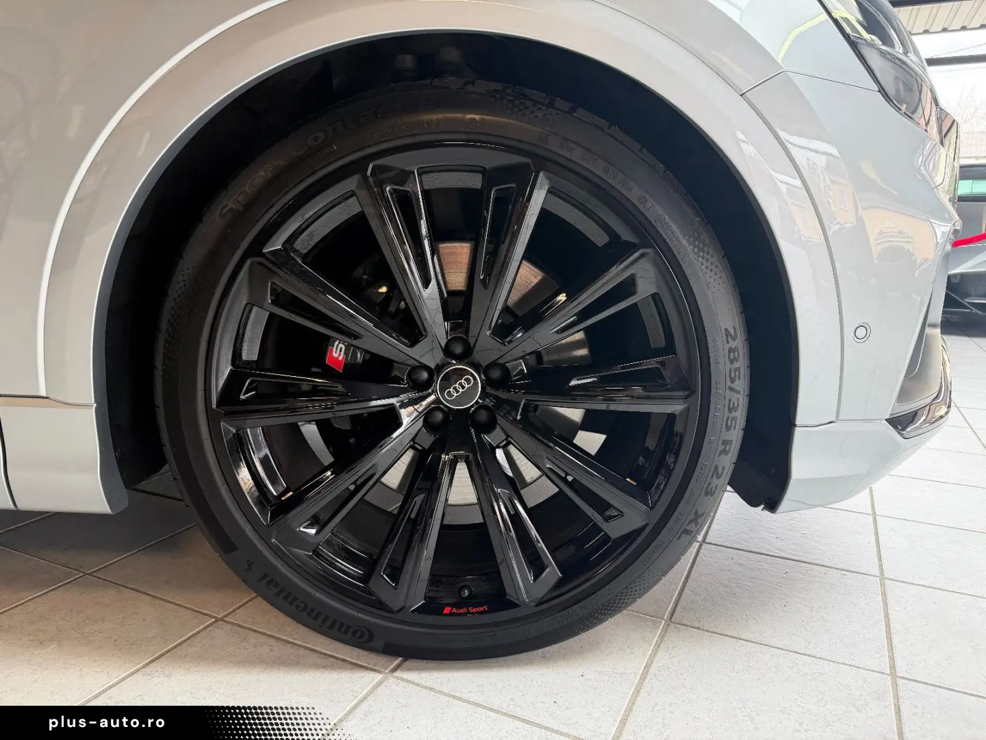 AUDI SQ8 4.0 TFSI quattro EXCLUSIVE ALCANTARA BLACK